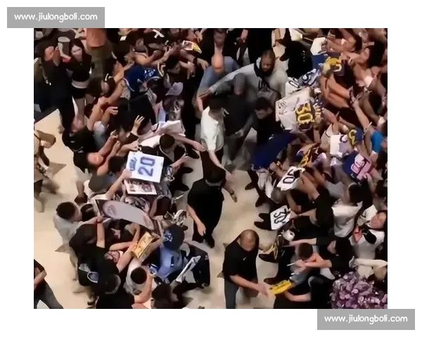 詹姆斯中国行现库里球迷：线上互怼，线下同欢