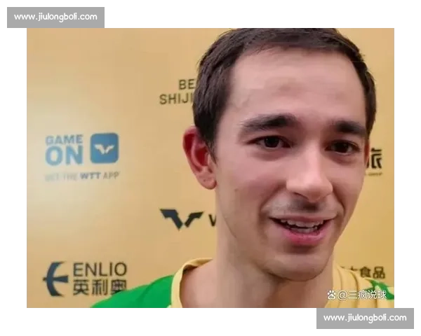 雨果夺冠夜见证传奇谢幕：与波尔合照，荣幸之至！