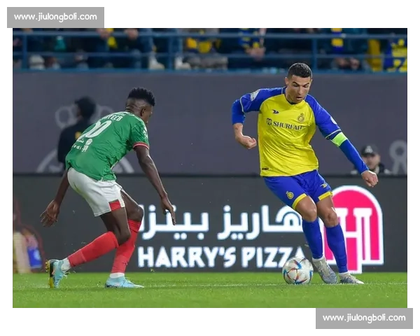 耶鲁对阵北卡足球焦点战解析传统与新势力碰撞前瞻看点全景深度观察